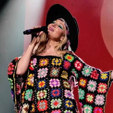 عکس نمایهٔ Jewel (singer)