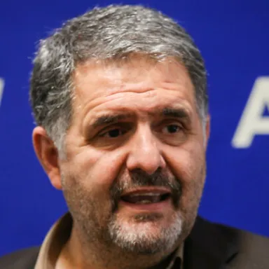 عکس نمایهٔ فرج‌الله رجبی