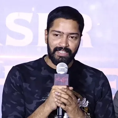 Allari Naresh की प्रोफ़ाइल तस्वीर