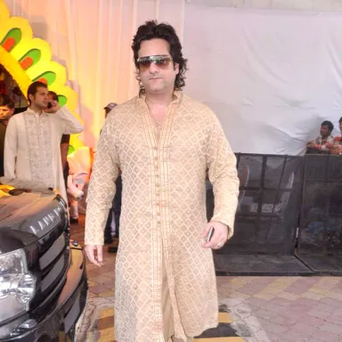Fardeen Khan की प्रोफ़ाइल तस्वीर
