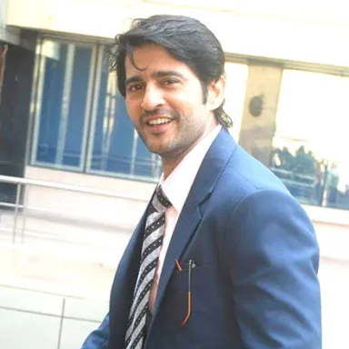Hiten Tejwani की प्रोफ़ाइल तस्वीर