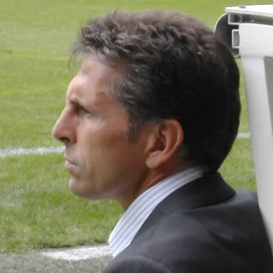 Claude Puel की प्रोफ़ाइल तस्वीर