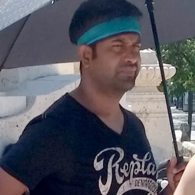 Vennela Kishore की प्रोफ़ाइल तस्वीर