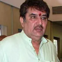 Raza Murad की प्रोफ़ाइल तस्वीर