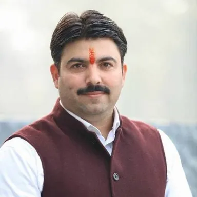 Shalabh Mani Tripathi की प्रोफ़ाइल तस्वीर