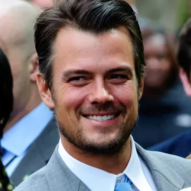 Josh Duhamel की प्रोफ़ाइल तस्वीर