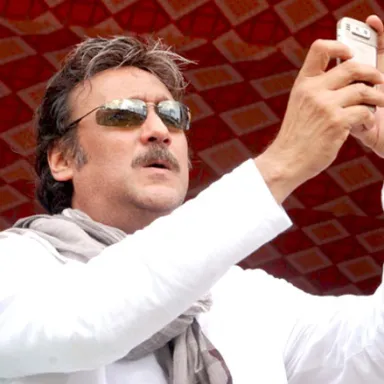 Jackie Shroff की प्रोफ़ाइल तस्वीर