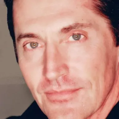 Loren Avedon profile photo