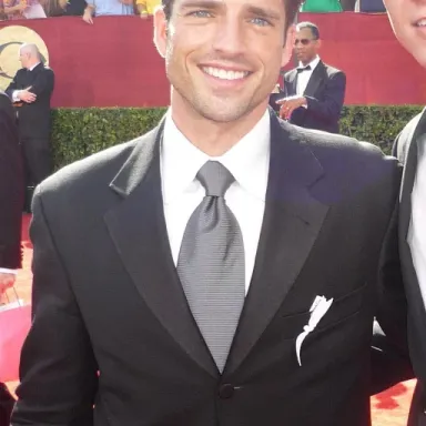 Scott Bailey (actor) profile photo