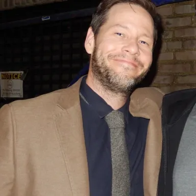 Ike Barinholtz profile photo