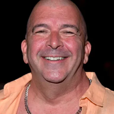 James Bartholet profile photo