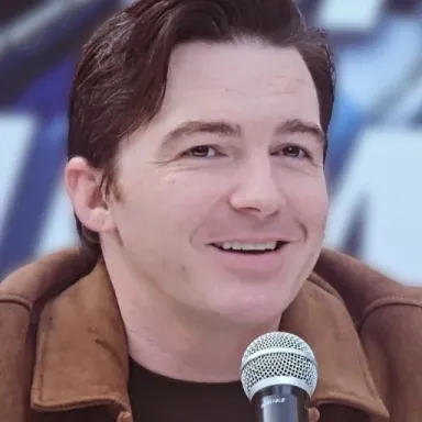 Drake Bell profile photo