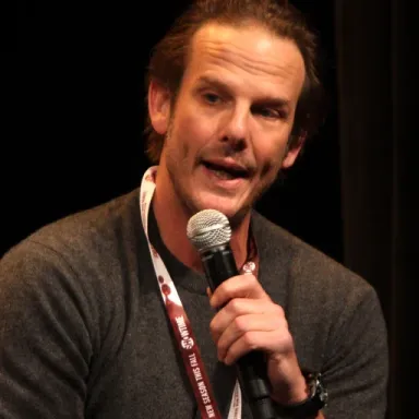 Peter Berg profile photo