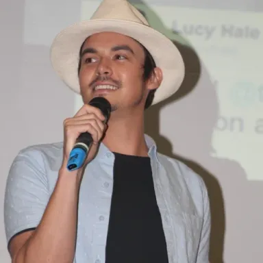 Tyler Blackburn profile photo