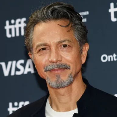 Benjamin Bratt profile photo