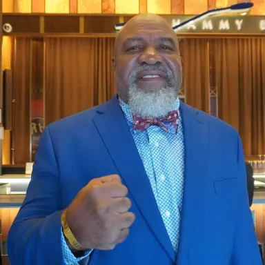 Shannon Briggs profile photo