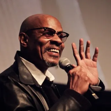 Avery Brooks profile photo