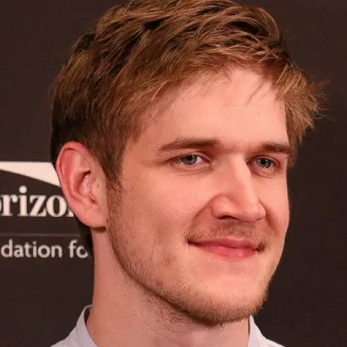Bo Burnham profile photo