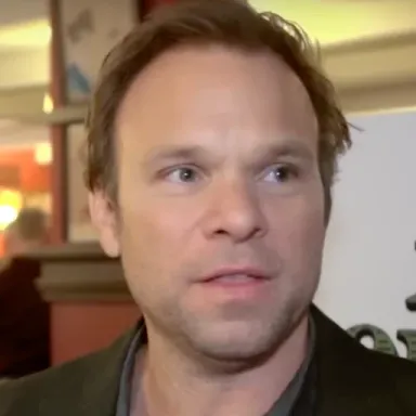 Norbert Leo Butz profile photo