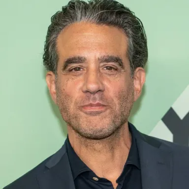 Bobby Cannavale profile photo