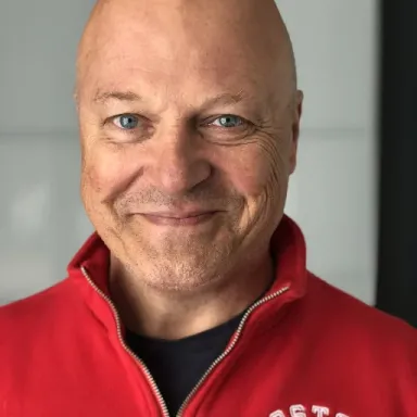 Michael Chiklis profile photo