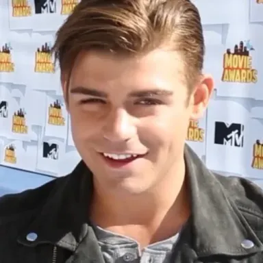 Garrett Clayton profile photo