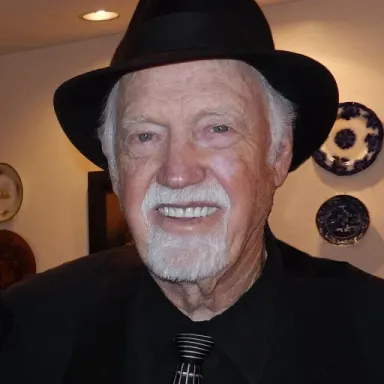 Ronny Cox profile photo