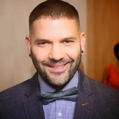 Guillermo Díaz (actor) profile photo