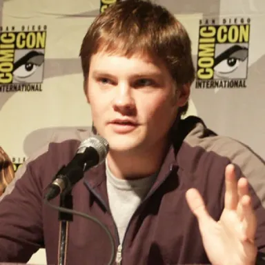 Teddy Dunn profile photo