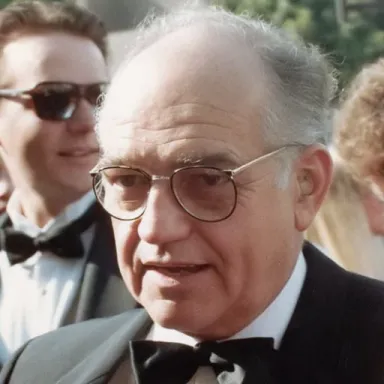 Richard Dysart profile photo