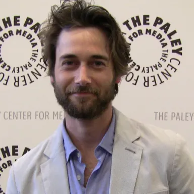 Ryan Eggold profile photo