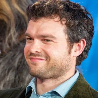 Alden Ehrenreich profile photo