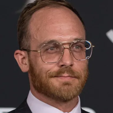 Ethan Embry profile photo