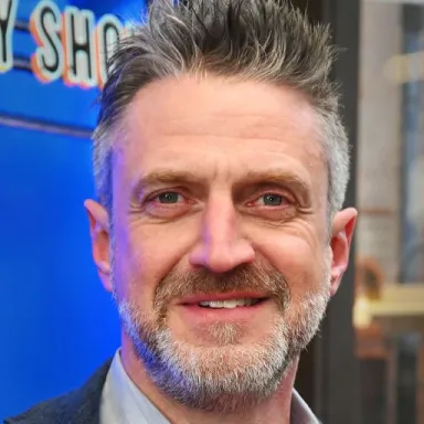 Raúl Esparza profile photo