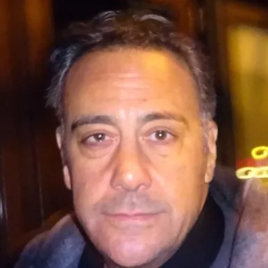 Brad Garrett profile photo