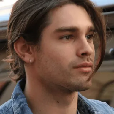Justin Gaston profile photo
