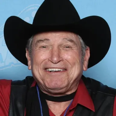 Burton Gilliam profile photo