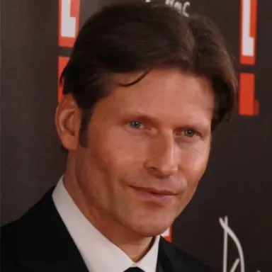 Crispin Glover profile photo