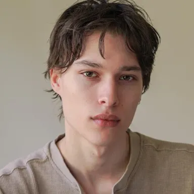 Julian Grey profile photo