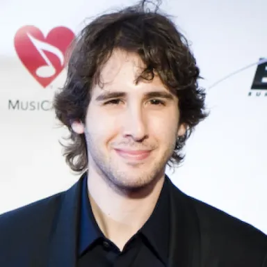 Josh Groban profile photo