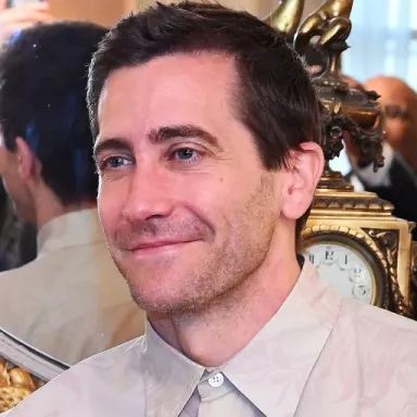 Jake Gyllenhaal profile photo