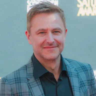 Chris Hardwick profile photo