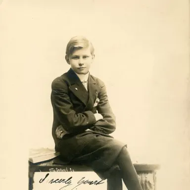 Percy Helton profile photo