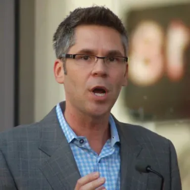 John Henson (comedian) profile photo