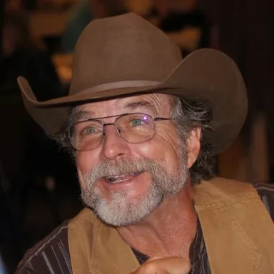 Darby Hinton profile photo