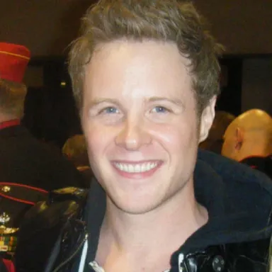 Ashton Holmes profile photo