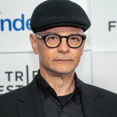 Todd Holoubek profile photo