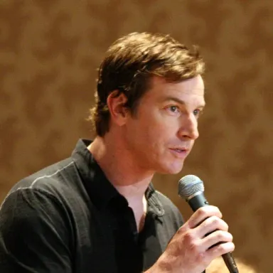 Rob Huebel profile photo