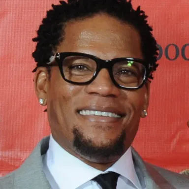 D. L. Hughley profile photo