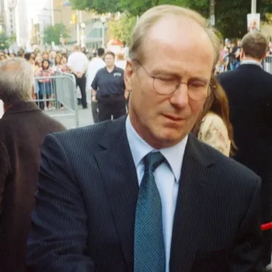 William Hurt profile photo